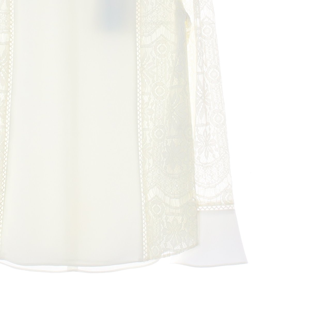 잇미샤 레이스 디테일 라운드 블라우스 이미지 3