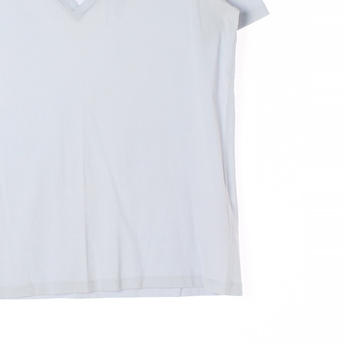 코스 반팔 브이넥 코튼 티셔츠 이미지 3