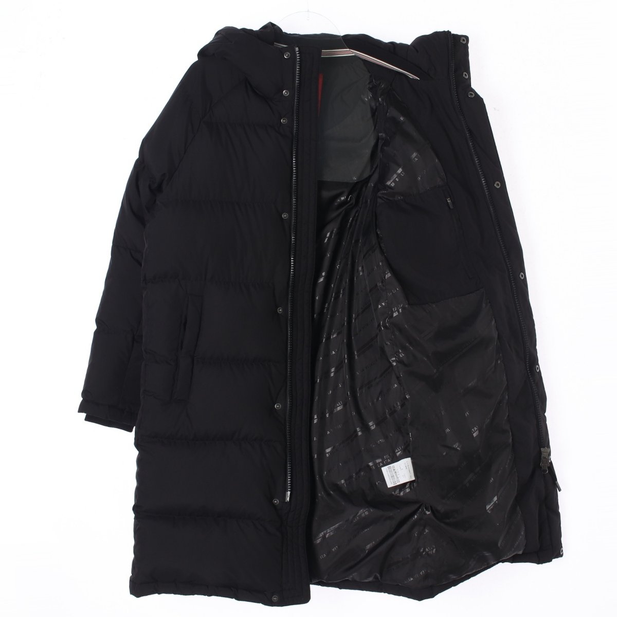 휠라 블랙 구스다운 빅로고 패딩 이미지 4