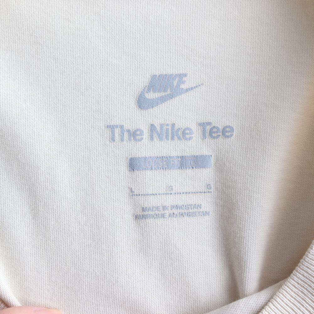 나이키 연베이지 루즈핏 반팔 라운드 티셔츠 이미지 5