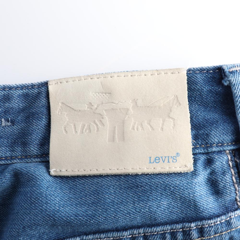 리바이스 중청 화이트 가죽 탭 데님 청바지 이미지 5