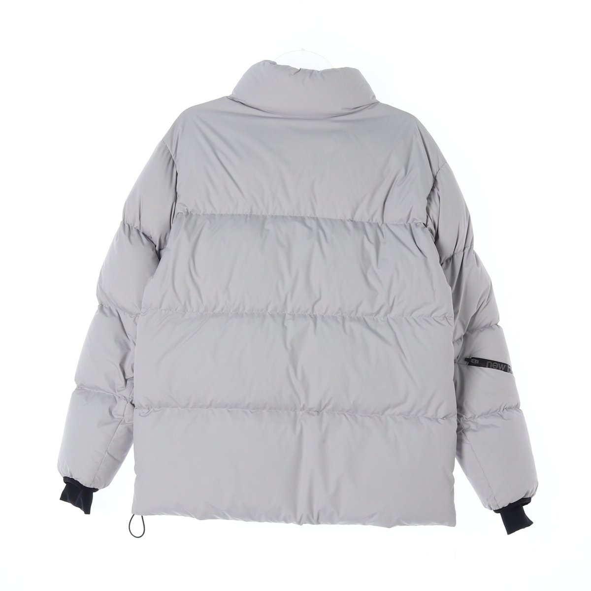뉴발란스 남녀공용 그레이 열판 구스다운 숏패딩 이미지 5