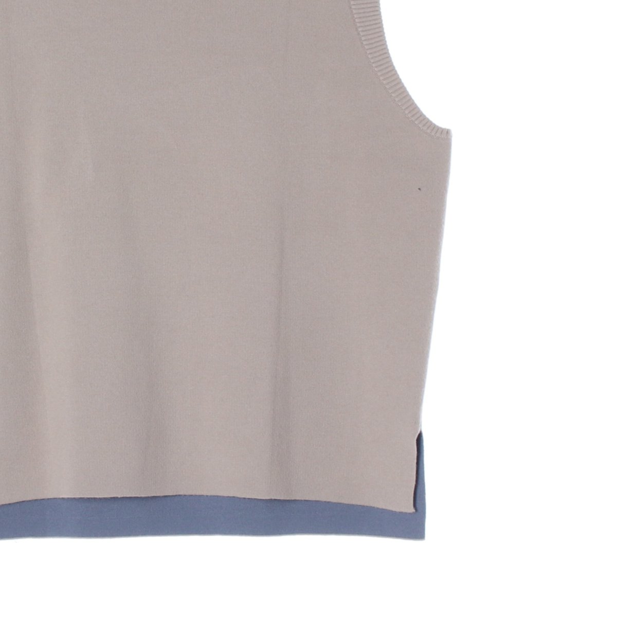 일꼬르소 베이지 브이넥 니트 베스트 조끼 이미지 3