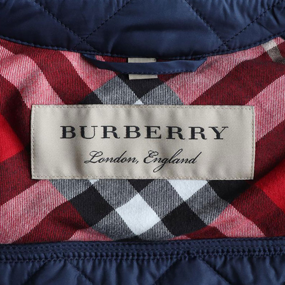 버버리 네이비 포켓 퀼팅 경량 패딩 재킷 이미지 6