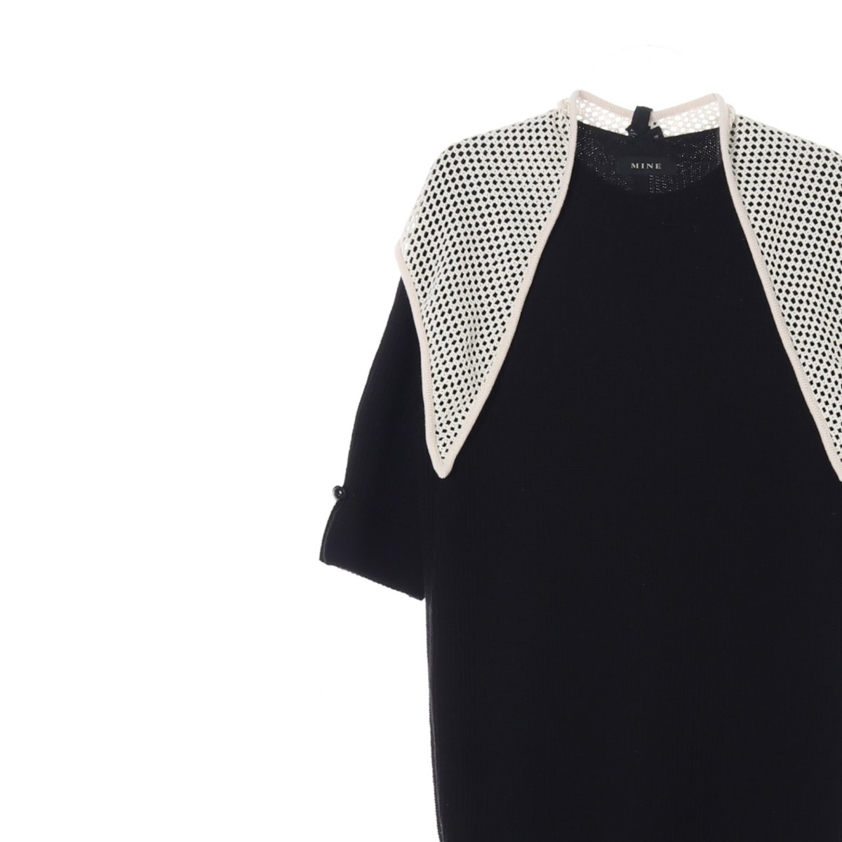 마인 후드 머플러 레이어드 블랙 니트원피스 이미지 2