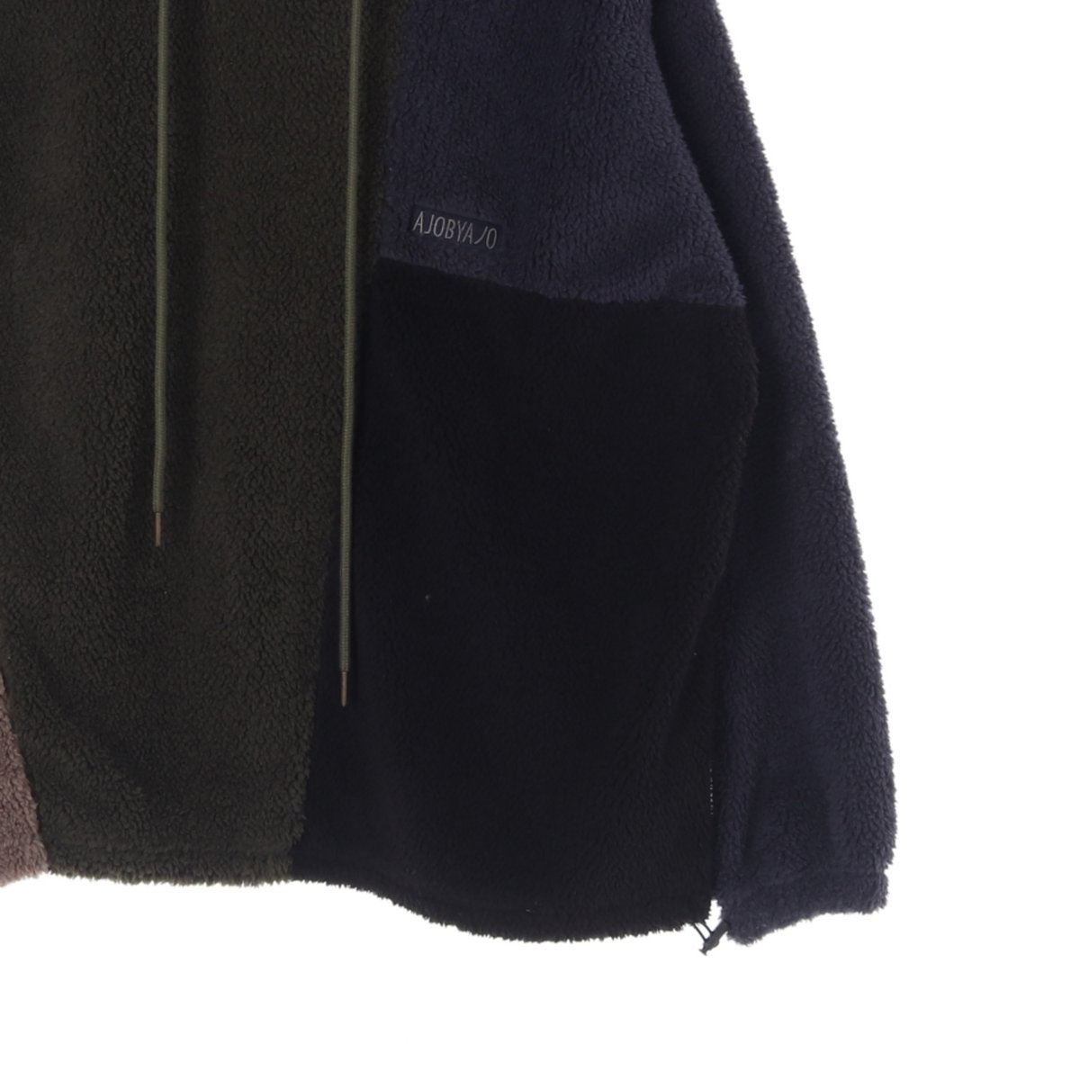 아조바이아조 배색 플리스 오버핏 후드 이미지 3