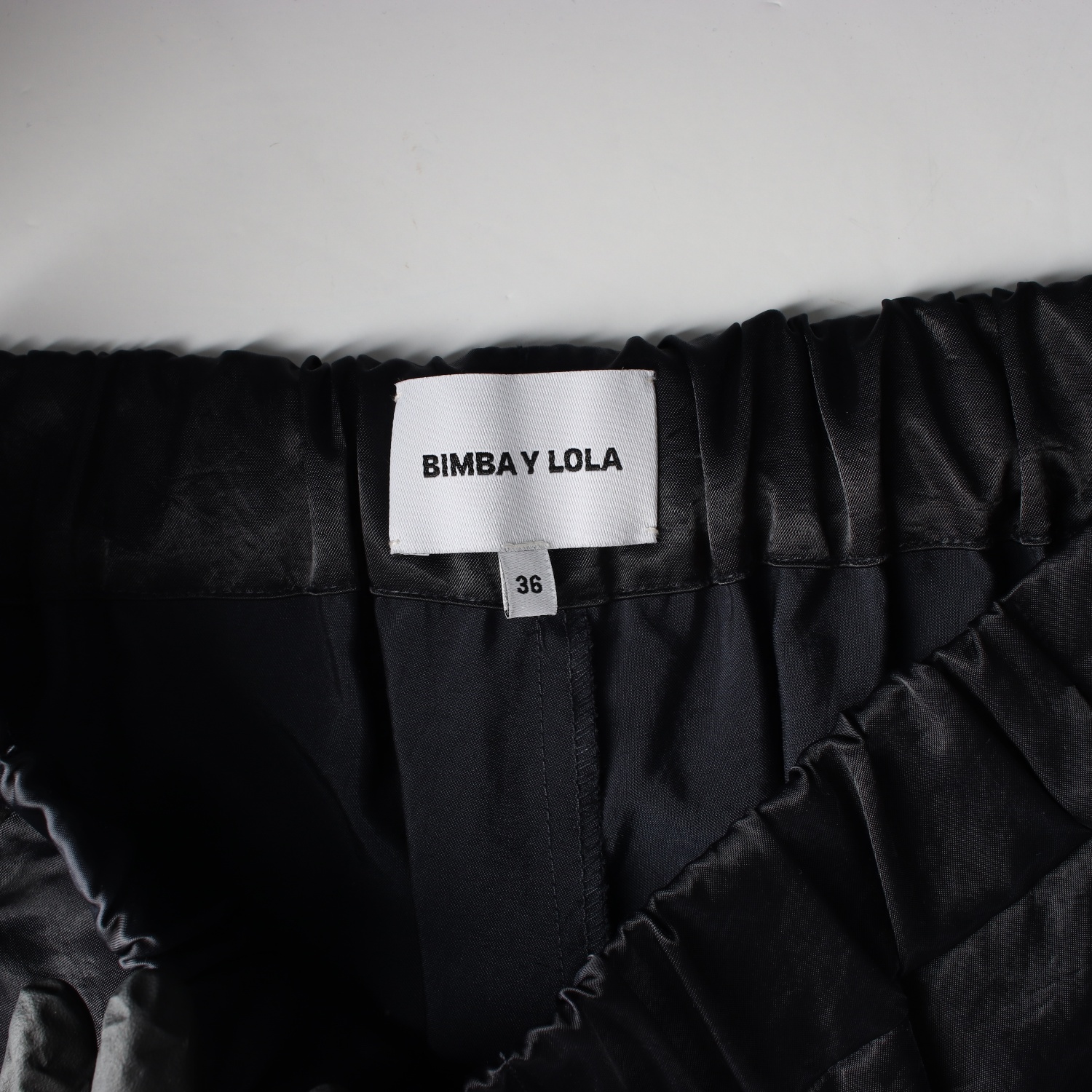 빔바이롤라 새틴 테이퍼드 밴딩 슬랙스 팬츠 이미지 6